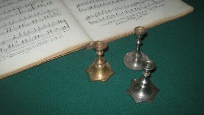Подсвечники металлические (бронза).
